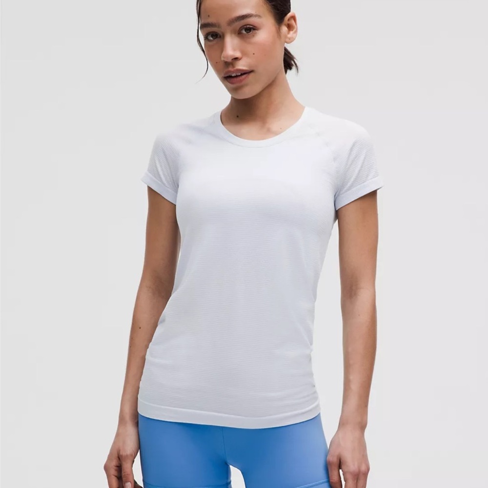 Lululemon Athletica White Short Sleeve Tee
